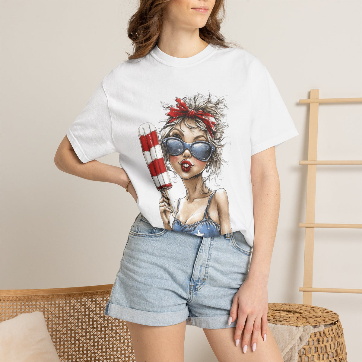 American Patriotic Pinup Girl T-Shirt